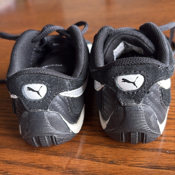 Puma toddler Speedcat black suede w white trim 14 cm unisex EUC - Picture 3 of 6
